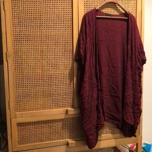 Brandy Melville maroon kimono